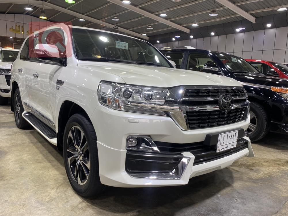 تويوتا لاندكروزر